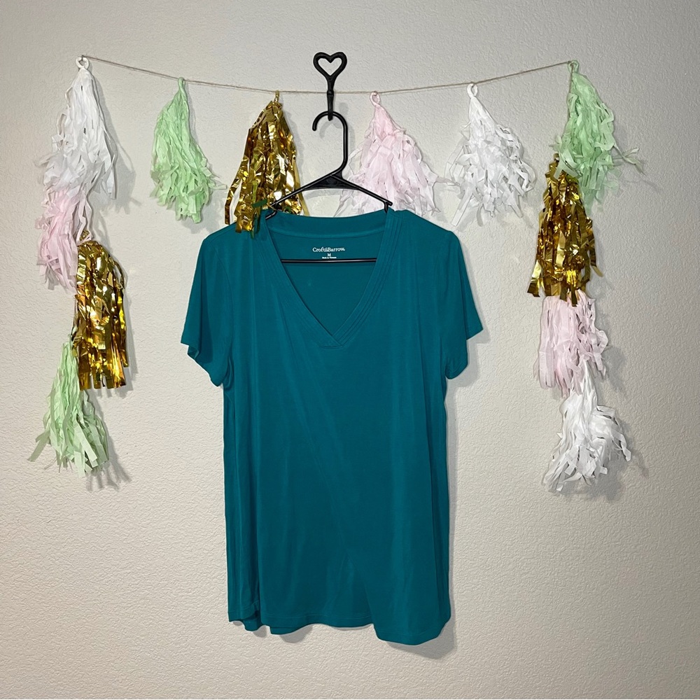 Croft And Barrow Blue V Neck Top